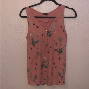 Express Zip Front Sleeveless Professional Top